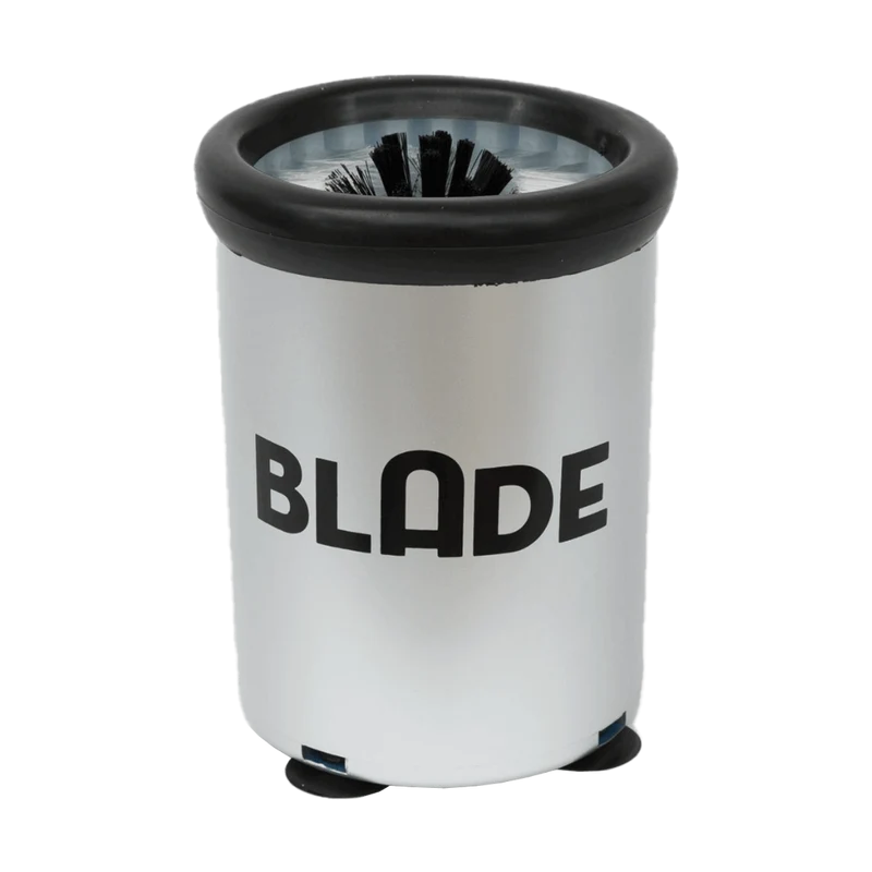 BLADE Glass Brush